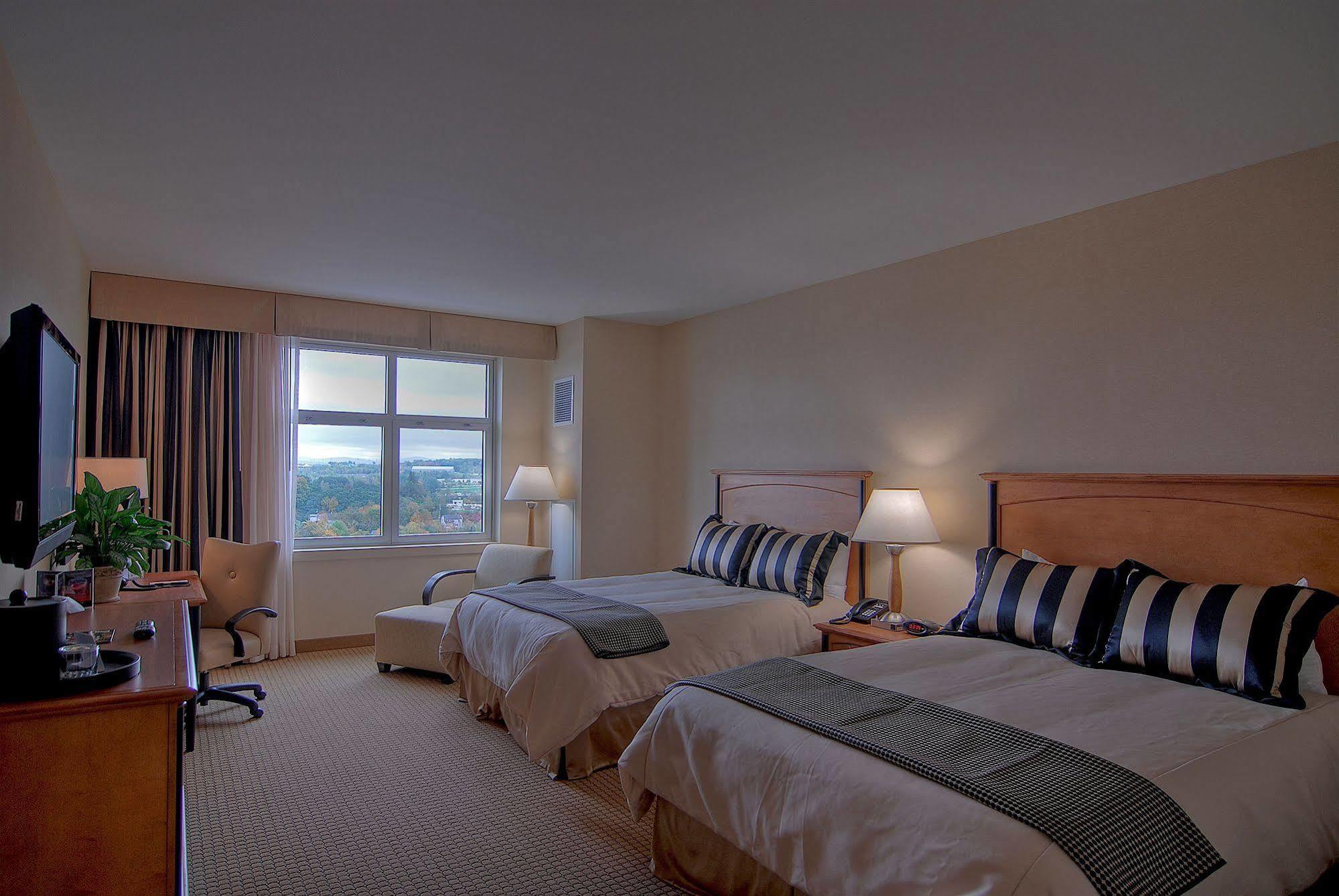 Hollywood Casino Bangor Hotel Екстериор снимка