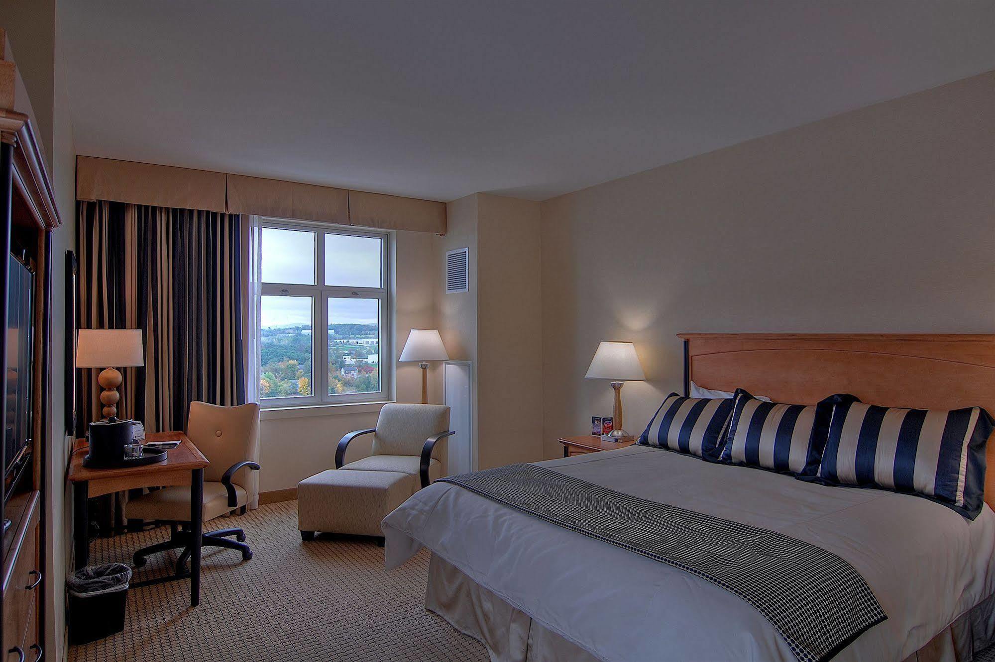 Hollywood Casino Bangor Hotel Екстериор снимка